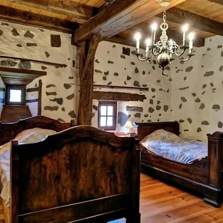 Saint-arcons-d'allier, 4 Pièces, 6 Personnes - Fr-1-582-65 Hébergement de vacances *