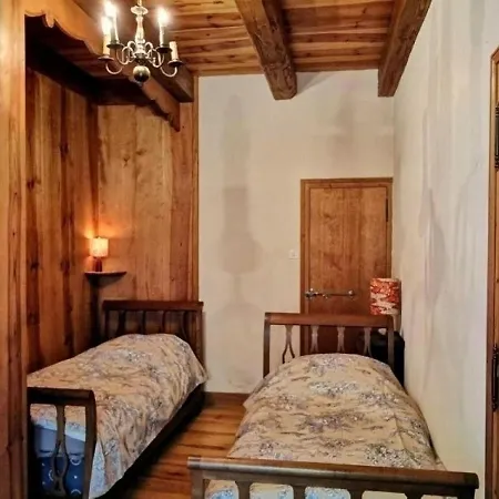 Saint-arcons-d'allier, 4 Pièces, 6 Personnes - Fr-1-582-65 Saint-Arcons-d'Allier